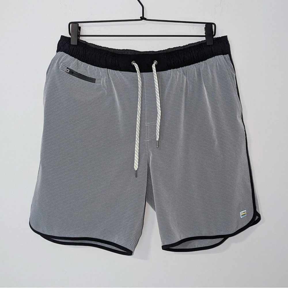 Vuori The Banks Shorts Size XL